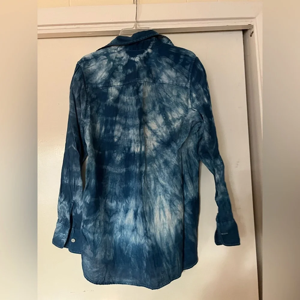 ARKET Indigo Tie-Dye Linen Button Down Blouse Relaxed Fit